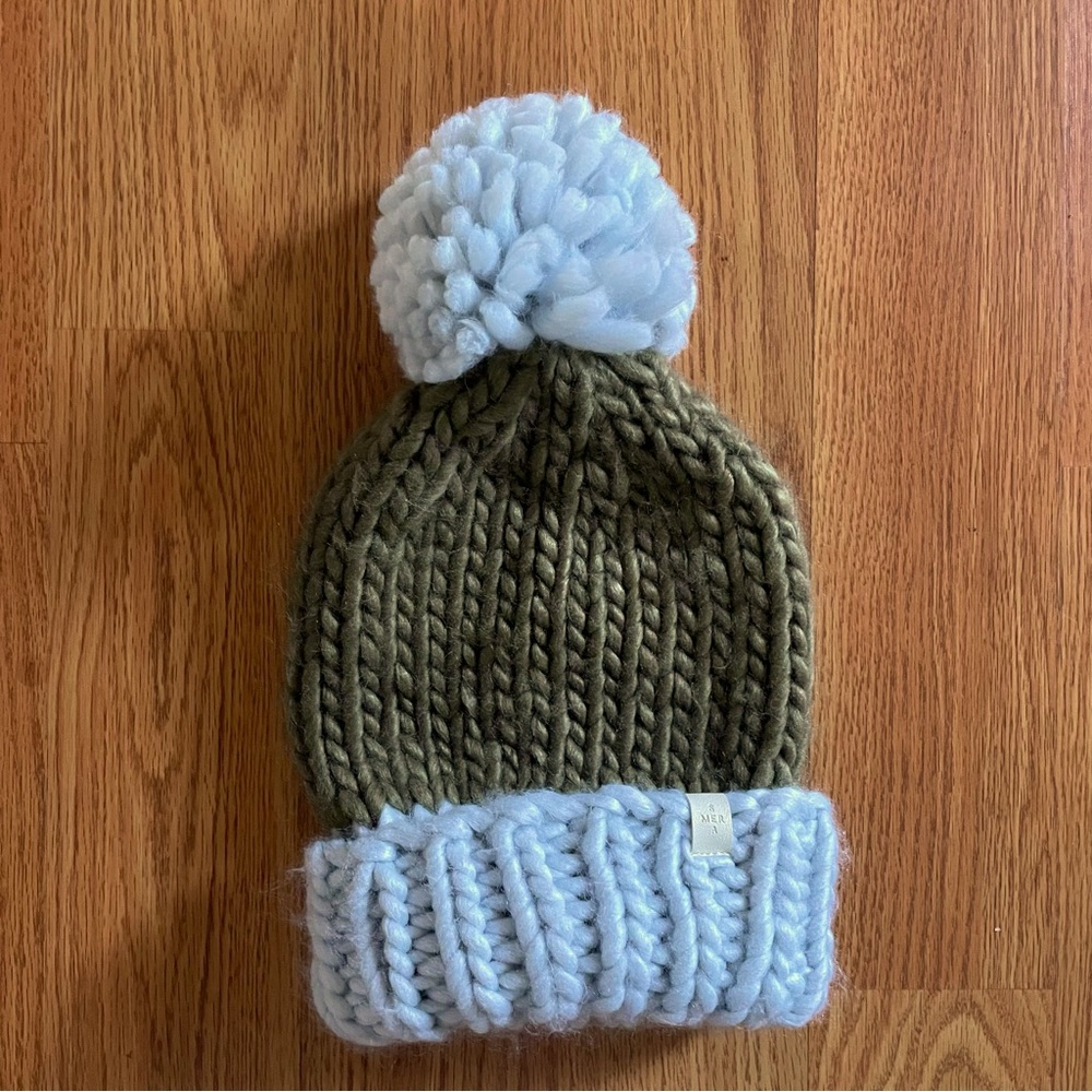 MER SEA Cozy Knit Pom Pom soft Beanie hat - Olive and blue - onesize